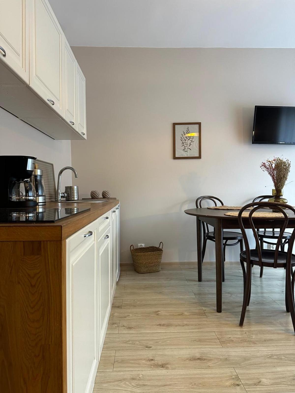 Apartamenty Lavenderia Z Widokiem Na Gore Parkowa, Blisko Centrum Kudowa-Zdrój Exteriör bild